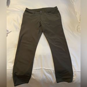 Lululemon ABC slim fit pant